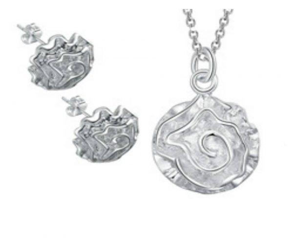 LJCS62 Silver Coloured Flower Set