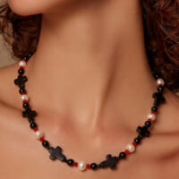 LJGN46 Onyx Cross & Fresh Pearl & Onyx Choker Necklace