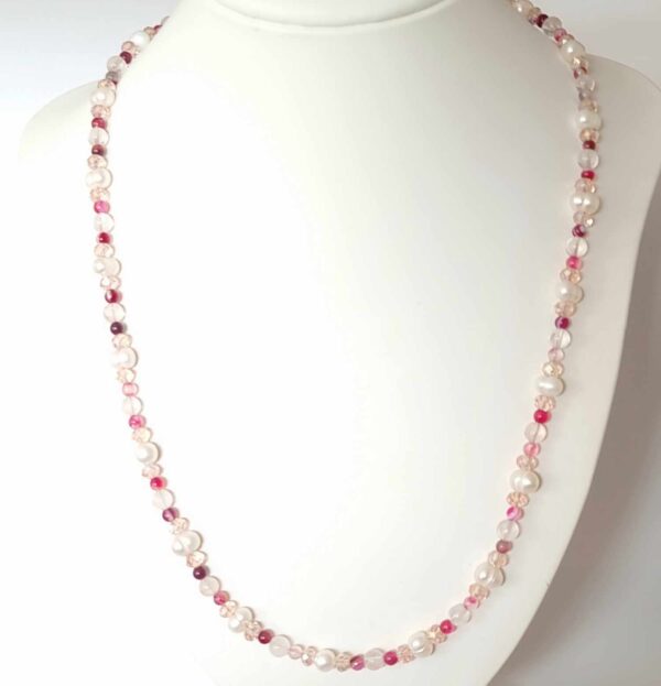 LJGN9 Crystal Centred Pink Quartz Necklace