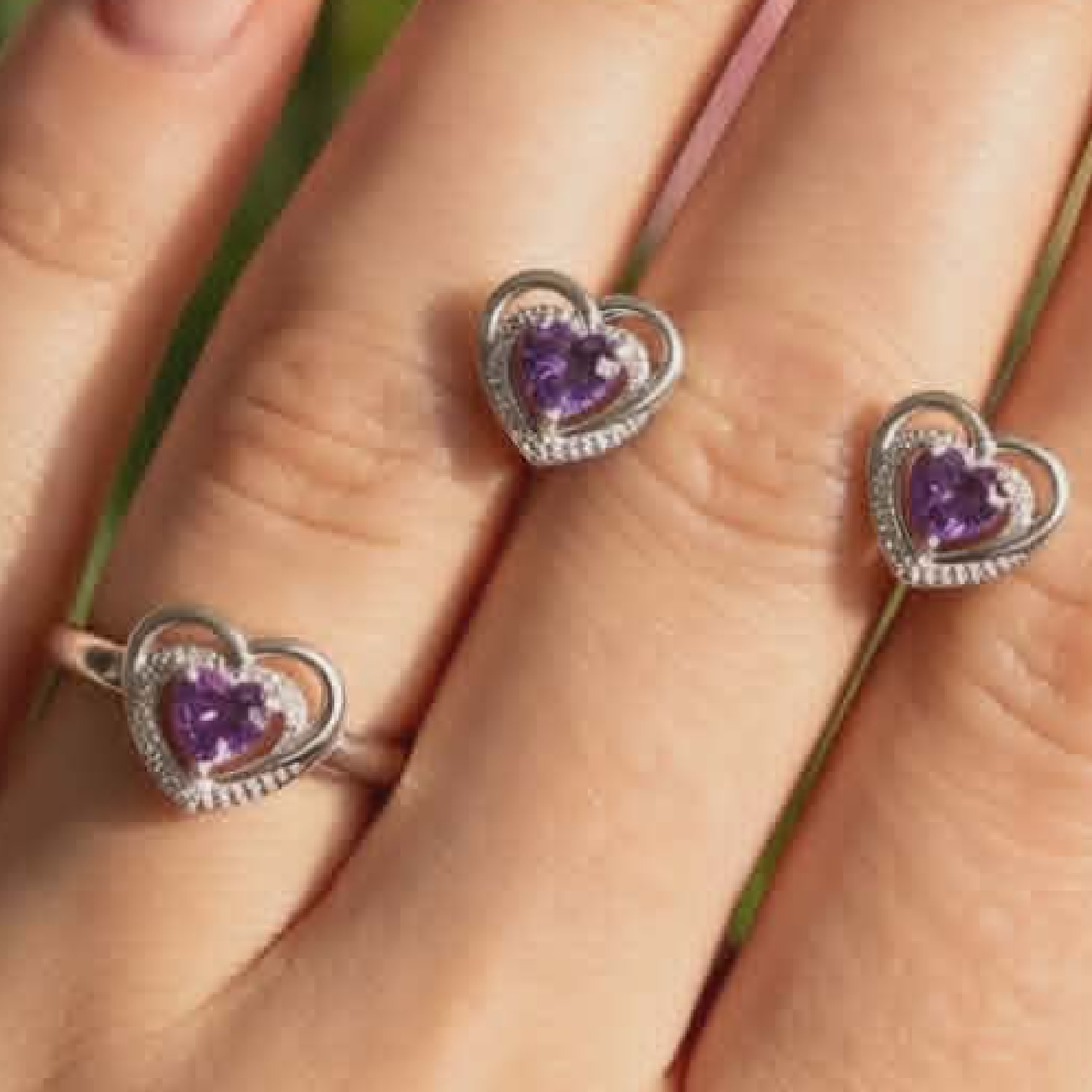 LJSSS52 Sterling Silver Small Purple CZ Heart Set. Size 10. - Image 3