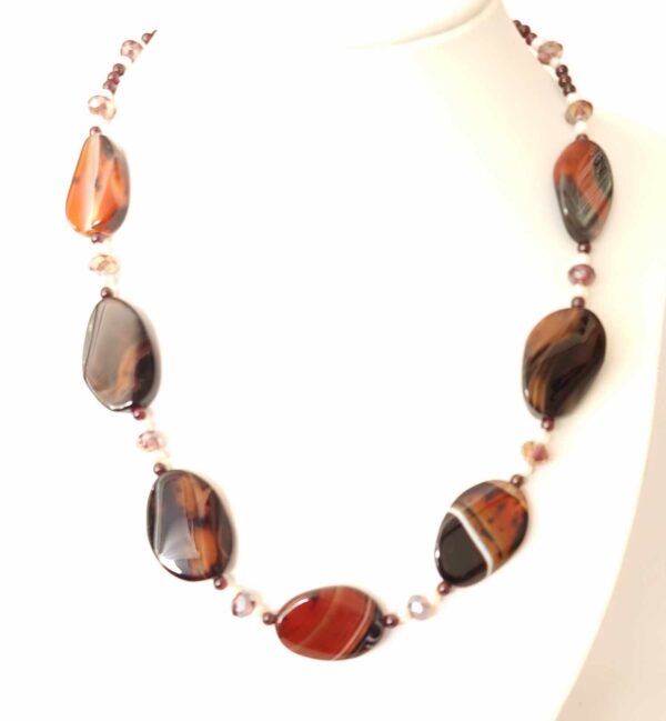 LJGN14 Garnet, Fresh Pearl, Agate & Crystal Necklace