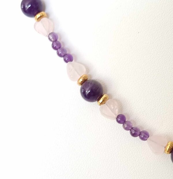 LJGN70 Pink Quartz Heart & Amethyst Centred Necklace - Image 2