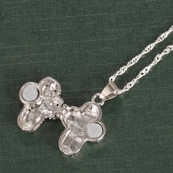 LJCN45 Cross Pendant Necklace - Image 2