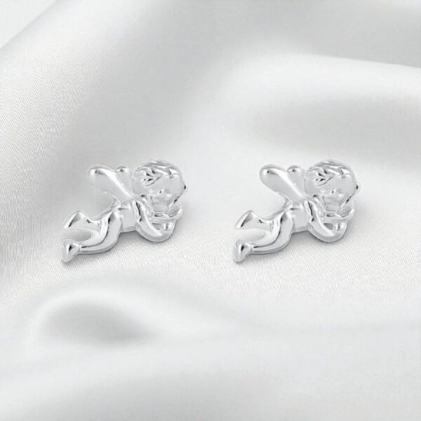LJSSE20 Sterling Silver Cupid Studs.