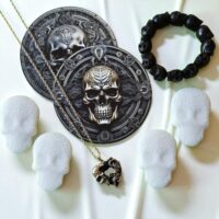LJGP8 White Skull Gift Pack