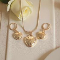 LJCS33 Gold Coloured Heart Necklace Set.