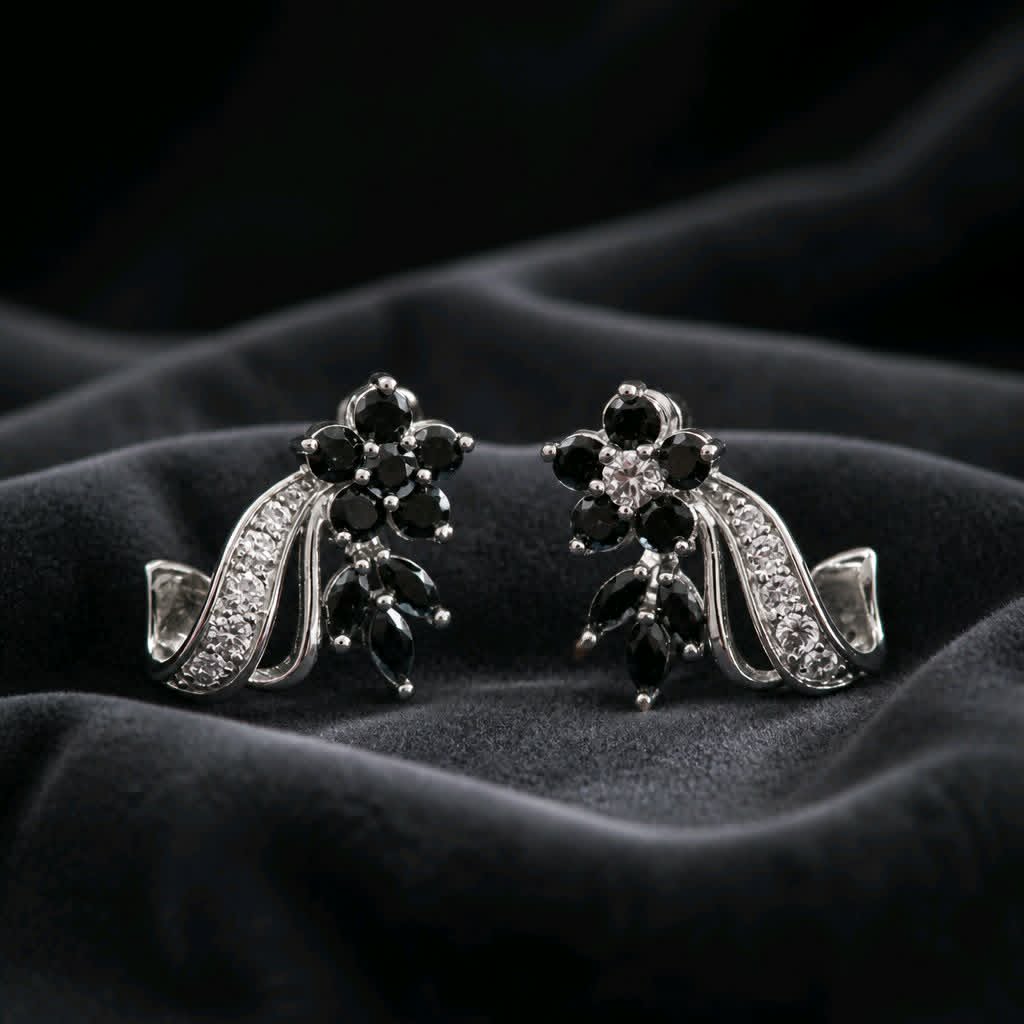 LJGPE67Black Glass Crystal Flower Earrings. - Image 2