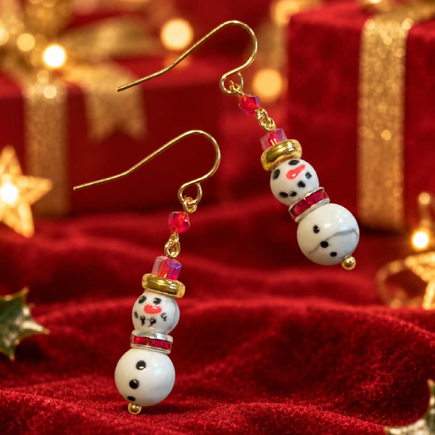 LJCG2 White Snowman Earrings